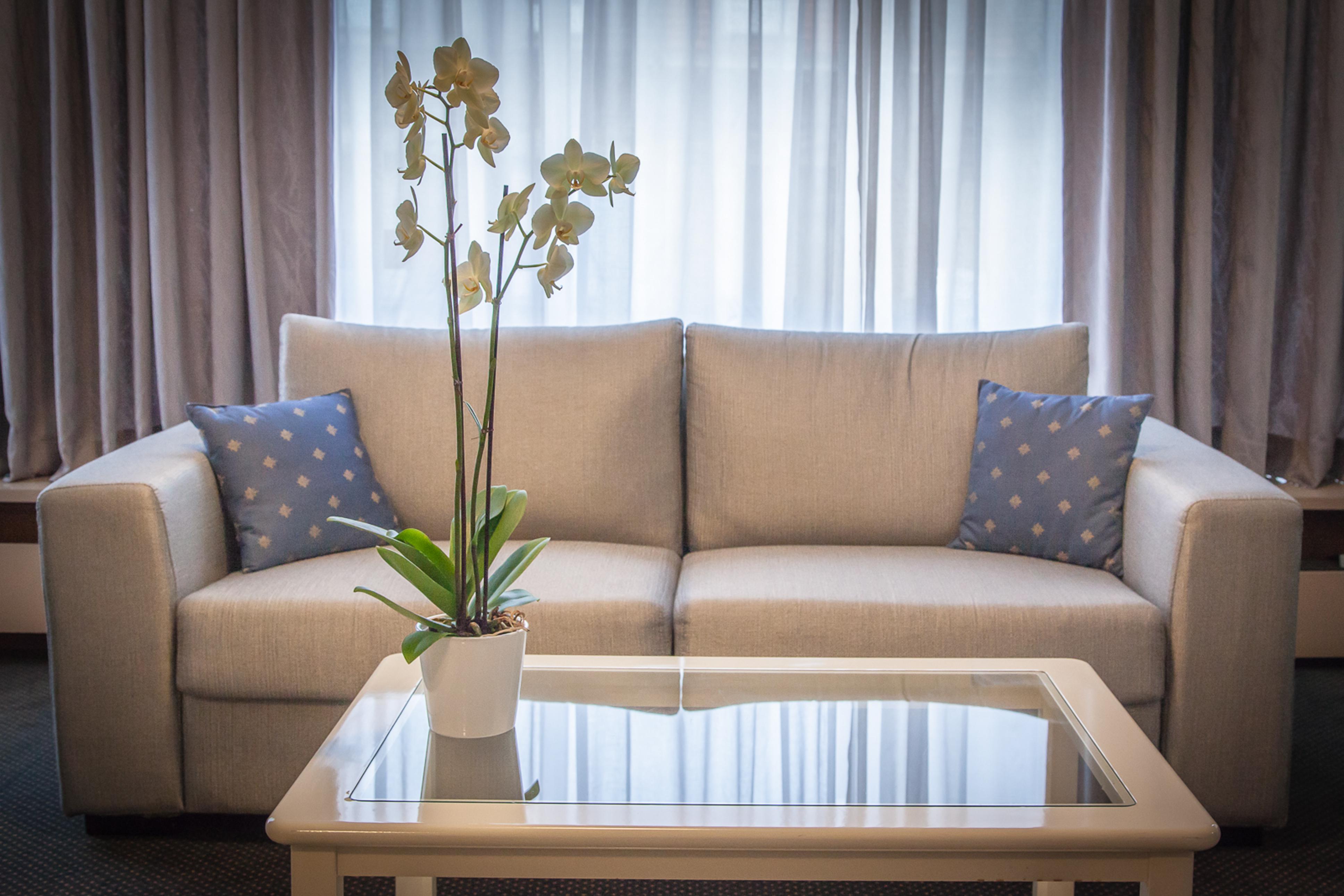 First Euroflat Hotel Брюссель Экстерьер фото
