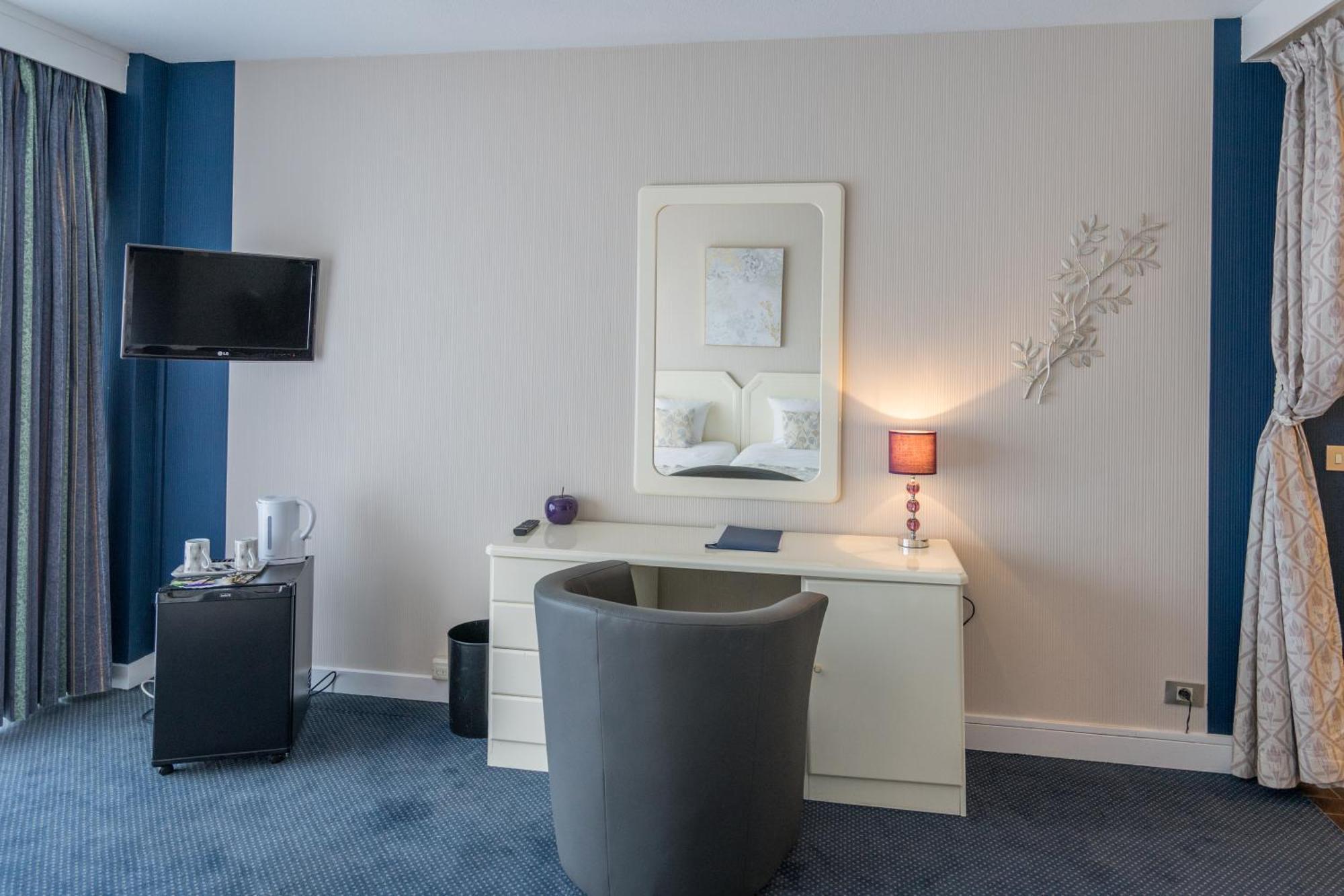 First Euroflat Hotel Брюссель Экстерьер фото