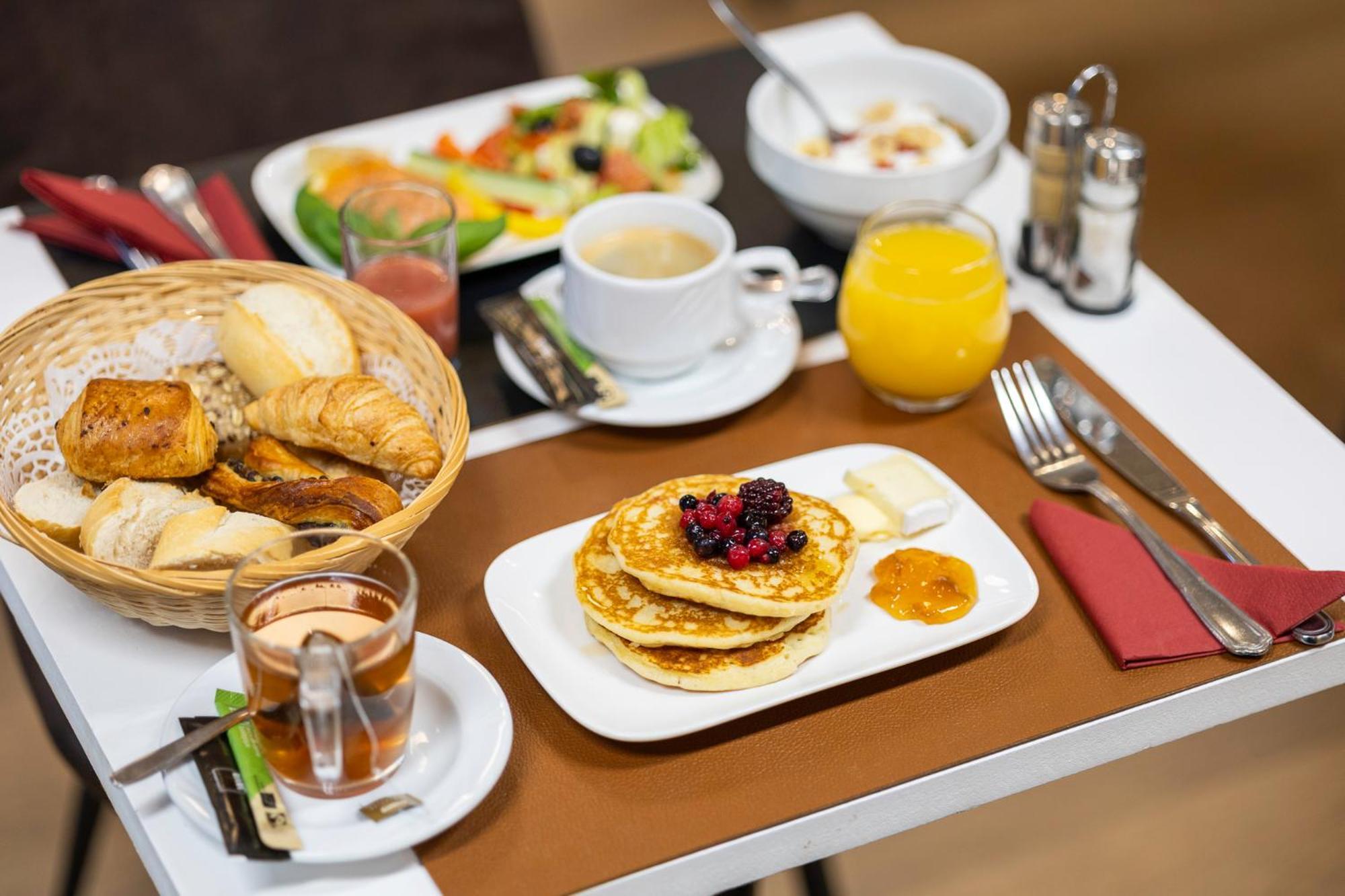First Euroflat Hotel Брюссель Экстерьер фото
